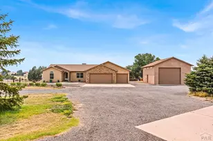 1165 S Oak Leaf Dr, Pueblo West, CO 81007 - Photo 2