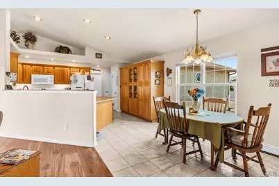 1165 S Oakleaf Dr, Pueblo West, CO 81007 - Photo 10