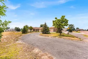 1165 S Oak Leaf Dr, Pueblo West, CO 81007 - Photo 68