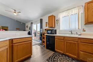 565 S Hook Dr, Pueblo West, CO 81007 - Photo 16