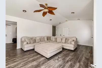 411 S Oak Creek Dr, Pueblo West, CO 81007 - Photo 6