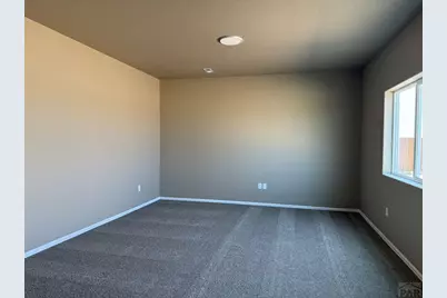 2410 Yankee Ct, Pueblo, CO 81008 - Photo 8