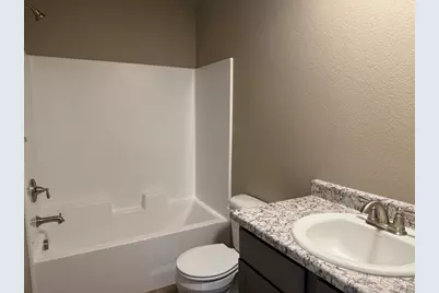 2410 Yankee Ct, Pueblo, CO 81008 - Photo 14