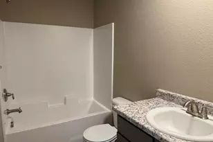 2410 Yankee Ct, Pueblo, CO 81008 - Photo 14