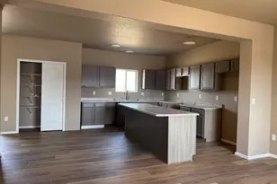 2410 Yankee Ct, Pueblo, CO 81008 - Photo 2