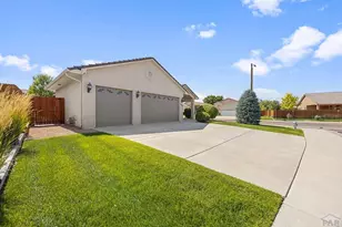1003 Olivecrest Dr, Pueblo, CO 81005 - Photo 2