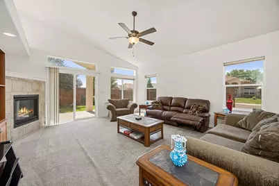 1003 Olivecrest Dr, Pueblo, CO 81005 - Photo 16