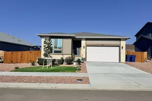 3417 Bella Luna Dr, Pueblo, CO 81001 - Photo 4