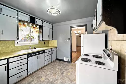1314 Court St, Pueblo, CO 81003 - Photo 8