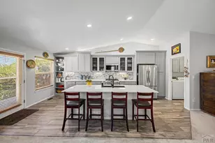 20 Nona Brooks Ct, Pueblo, CO 81005 - Photo 2