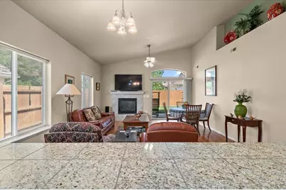 1040 Willowcrest Dr, Pueblo, CO 81005 - Photo 14