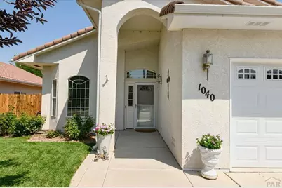 1040 Willowcrest Dr, Pueblo, CO 81005 - Photo 2