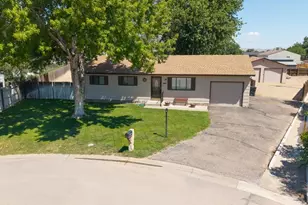 2021 Zinno Blvd, Pueblo, CO 81006 - Photo 2