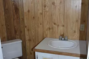 401 Lincoln Ave, La Junta, CO 81050 - Photo 40