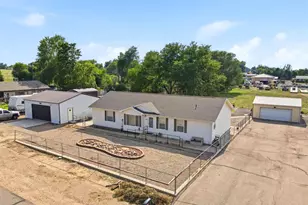 1581 Center Ln, Pueblo, CO 81006 - Photo 2