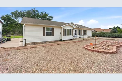 1581 Center Ln, Pueblo, CO 81006 - Photo 4