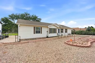 1581 Center Ln, Pueblo, CO 81006 - Photo 4