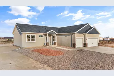 1258 N Kirkwood Dr, Pueblo West, CO 81007 - Photo 2