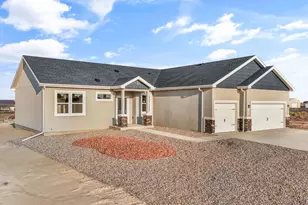1258 N Kirkwood Dr, Pueblo West, CO 81007 - Photo 2