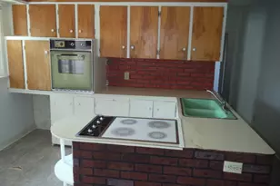 1738 W 12th St, Pueblo, CO 81003 - Photo 2