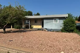 15 Solar Dr, Pueblo, CO 81005 - Photo 2