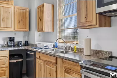 318 E Goddard Ave, Trinidad, CO 81082 - Photo 4