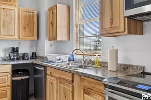318 E Goddard Ave, Trinidad, CO 81082 - Photo 4