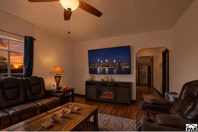 318 E Goddard Ave, Trinidad, CO 81082 - Photo 14