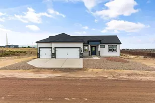 943 E Moonbeam Dr, Pueblo West, CO 81007 - Photo 36