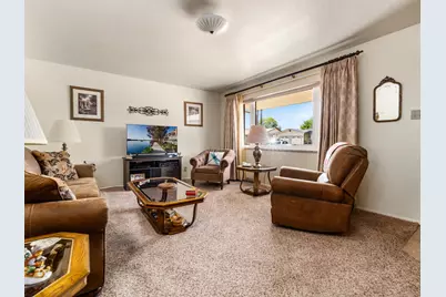 32 Loyola Lane, Pueblo, CO 81005 - Photo 4