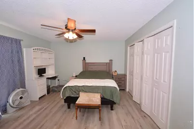 647 Red Cliff Rd, Colorado Springs, CO 80906 - Photo 12
