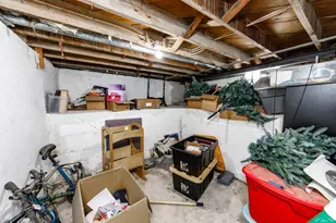 2035 Pine St, Pueblo, CO 81004 - Photo 32