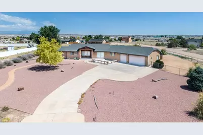 593 E Hahns Peak Ave, Pueblo West, CO 81007 - Photo 2