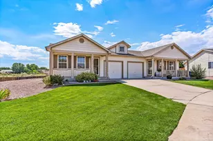 1326 Silver Hawk Ct, Pueblo, CO 81008 - Photo 4