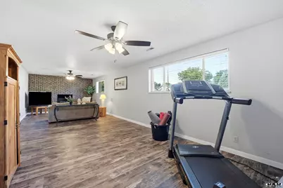 110 Encino Dr, Pueblo, CO 81005 - Photo 38