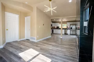 2009 E 15th St, Pueblo, CO 81001 - Photo 6