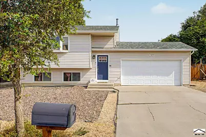 2309 South Dr, Pueblo, CO 81008 - Photo 2
