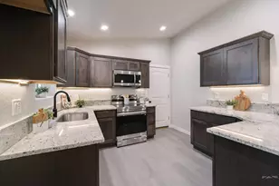 268 N Purcell Blvd, Pueblo West, CO 81007 - Photo 10