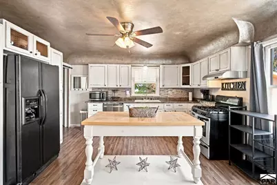 2107 Wyoming Ave, Pueblo, CO 81004 - Photo 4