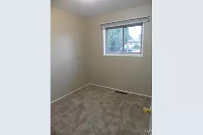 2860 Aster St, Pueblo, CO 81005 - Photo 10
