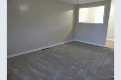 2860 Aster St, Pueblo, CO 81005 - Photo 4