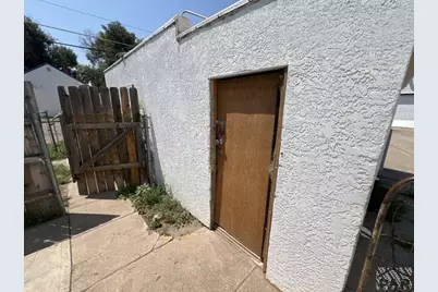 2431 Wyoming Ave, Pueblo, CO 81004 - Photo 8