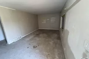 2431 Wyoming Ave, Pueblo, CO 81004 - Photo 10