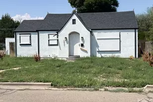 2431 Wyoming Ave, Pueblo, CO 81004 - Photo 1