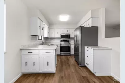 1909 Pioneer Dr, Pueblo, CO 81008 - Photo 8