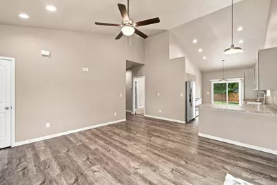 618 Orange St, Pueblo, CO 81005 - Photo 4