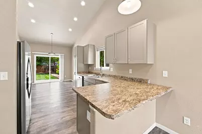 618 Orange St, Pueblo, CO 81005 - Photo 6