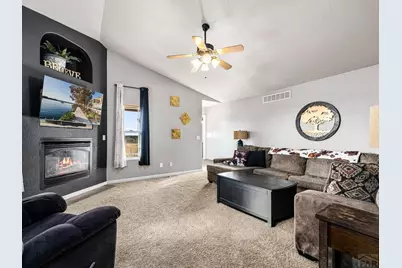 1140 W Shenandoah Dr, Pueblo West, CO 81007 - Photo 14