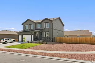 3425 Bella Luna Dr, Pueblo, CO 81001 - Photo 2