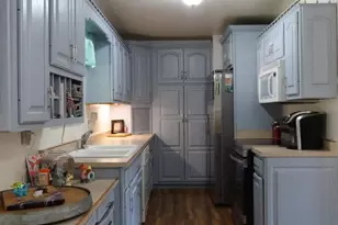 510 Starlite Dr, Pueblo, CO 81005 - Photo 10
